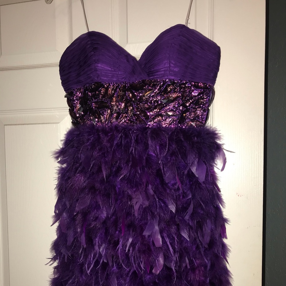 Mac Duggal beaded/feather strapless mini dress